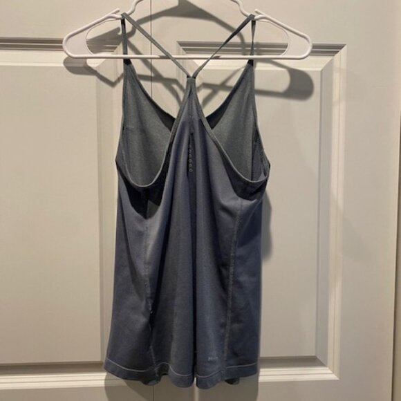 Nike Dri-Fit Grey Tank Small - Picture 2 of 3